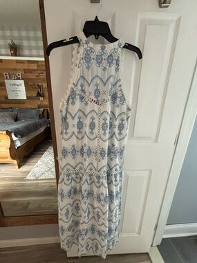 Betsy Johnson White Maxi Dress with Blue Embroidered Pattern Size 8